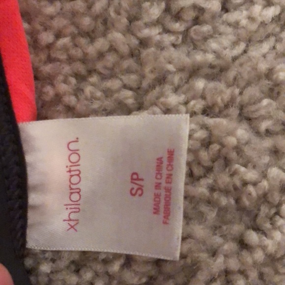 Bikini - Picture 3 of 3